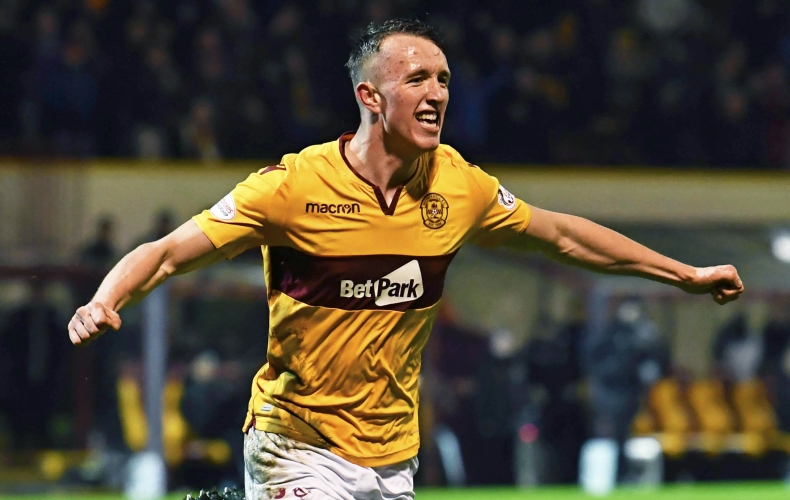 Motherwell bounce back with win over Hibernian