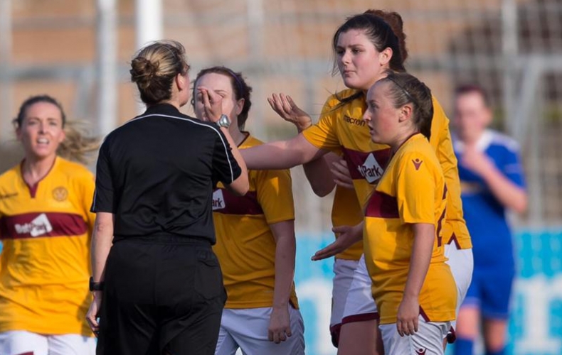 Women lose to Forfar after bizarre finish