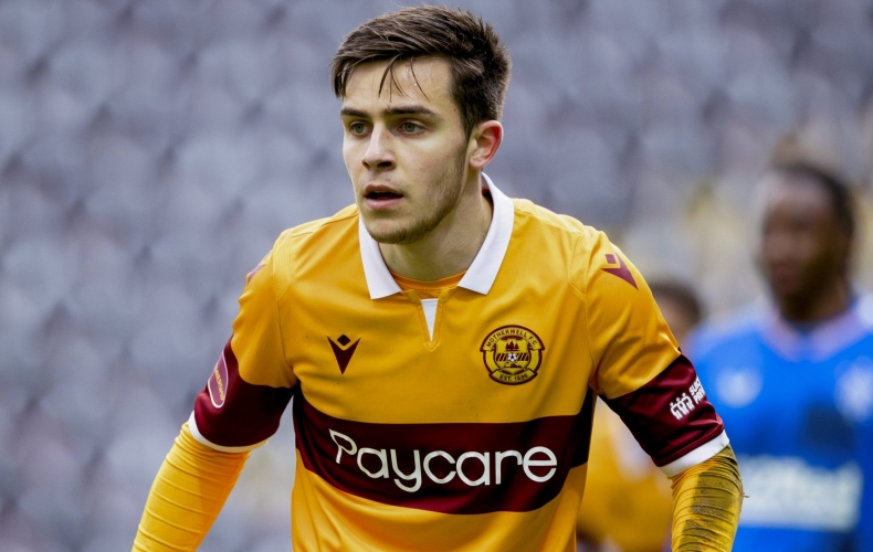 Ross MacIver joins Partick Thistle on loan