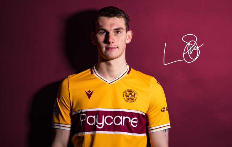 Liam Shaw signs on loan