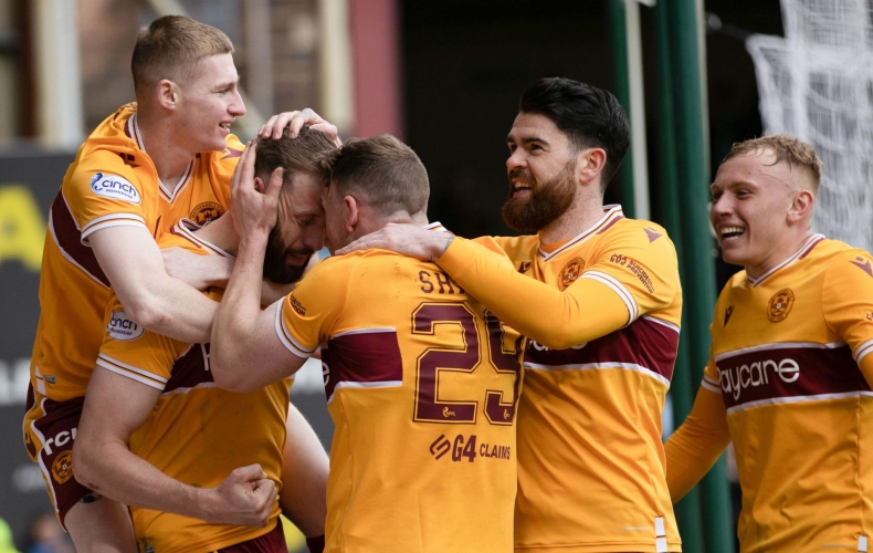 Motherwell 4-2 St Mirren