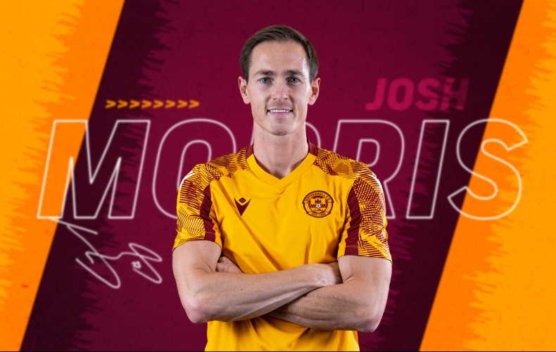 Josh Morris signs for Motherwell