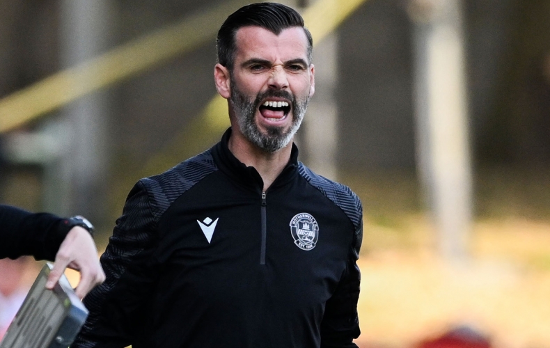 Stuart Kettlewell reacts to win over St Johnstone - Motherwell Football Club