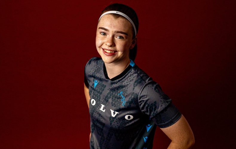 Hearts recall Emma Thomson