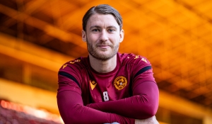 Callum Slattery ahead of St Mirren