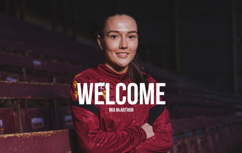 Mia McArthur completes Motherwell move