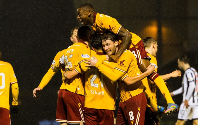 St Mirren 0-5 Motherwell